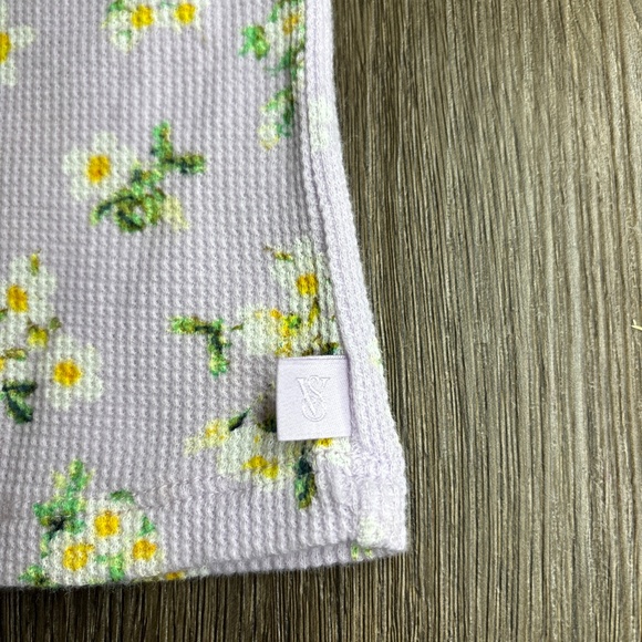 Victoria Secret Sleepshirt Womens Medium Thermal Short Sleeve Lot Of 2 - Picture 4 of 9